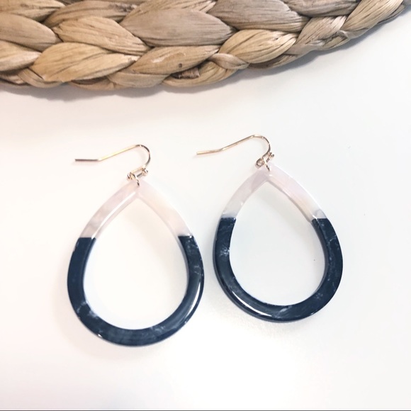 Grey and White Acrylic Teardrop Earrings - Picture 2 of 2